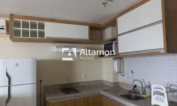 Imagem 6: Flat Mobiliado com Uma suíte, sala, cozinha, sacada. Conjugados. Completo