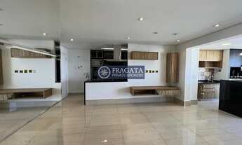 Imagem 5: Apartamento andar alto, com vista para avenida, com sol da manhã