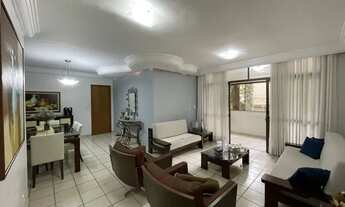 Imagem: More em frente ao Parque Vaca Brava