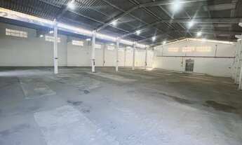 Imagem 2: ALUGO GALPAO COM ESCRITÓRIO