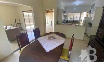 Imagem 4: CASA 3 QUARTOS EM ARAXÁ