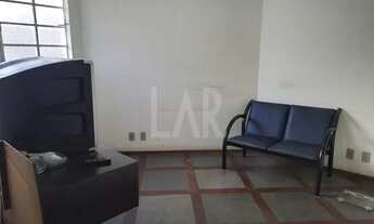 Imagem: Casa à venda, 5 quartos, 2 suítes, Lourdes