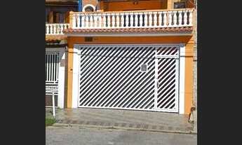 Imagem 2: Sobrado para aluguel possui 220 metros quadrados com 3 quartos