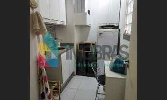 Imagem 7: BOTAFOGO, CASA DUPLEX, RUA ARBORIZADA