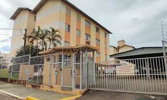 Imagem 4: Apartamento com 3 dormitórios para alugar, 49 m² por R$ 1.150,00/mês - Tietê - Londrina/PR