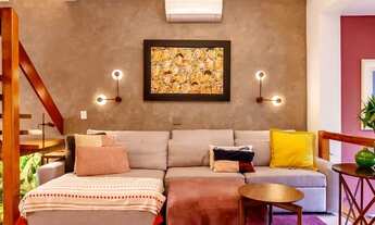 Imagem 3: DISCRETA POR FORA E EXUBERANTE POR DENTRO SE TORNA UMA DAS CASAS MAIS ESPECIAIS DO BAIRRO