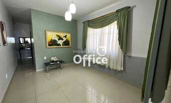 Imagem: Casa com 3 dormitórios à venda, 250 m²