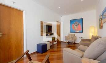 Imagem 2: Casa para Aluguel - Bosque da Saúde, 3 Quartos, 242 m2