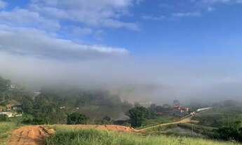 Imagem 4: Terreno 800m² em area rural de aruja a 8km do centro e 1km do asfalto