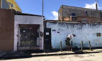 Imagem 2: Casa com 3 unidades conjugadas, sendo uma um pequeno ponto comercial