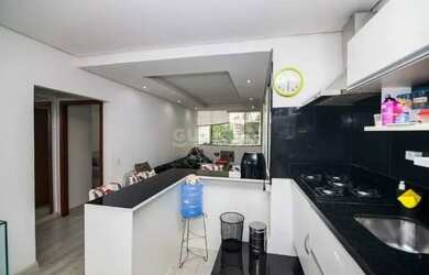 Imagem 6: Casa Residencial/Sobrado com 8 dormitórios, sendo 1 suíte, e 2 vagas de garagem no bairro