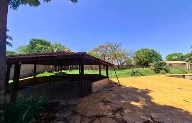 Imagem 2: Chácara de 243m² com 03 quartos para venda - Recreio Internacional