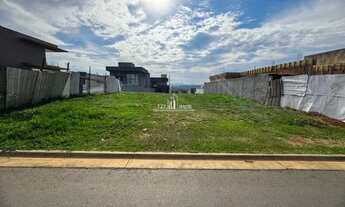 Imagem: Condomínio Jardins Capri - Lote plano