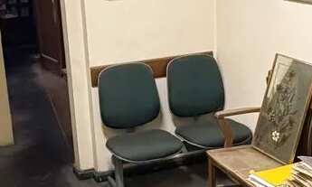 Imagem 6: Vendo 2 Grupos de Salas Comerciais Mobiliadas