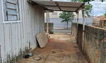 Imagem 6: Ótima Oportunidade! Terreno Amplo com Casa de Madeira na Vila Santo Antônio - Maringá