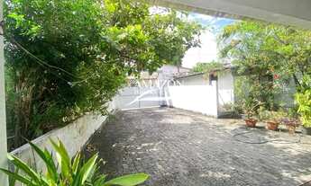 Imagem 2: Adrianópolis - 360m2 - 03 quartos - Casa próximo à ESBAM - Vendo