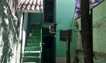 Imagem: Alugo Kit Net em frente a Praça da Venda