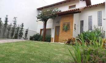 Imagem 2: Excelente casa em condomínio com 3 dormitórios e 4 vagas