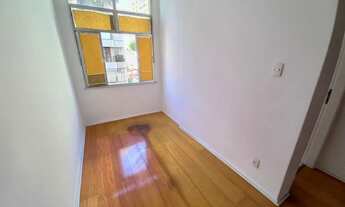 Imagem 6: Apartamento de frente com localização privilegiada em Icaraí! Composto por sala, 2 quartos