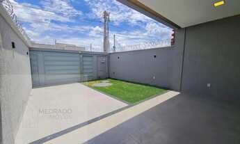 Imagem 3: Casa para Venda em Aparecida de Goiânia, Cardoso, 3 dormitórios, 1 suíte, 2 banheiros, 4 v