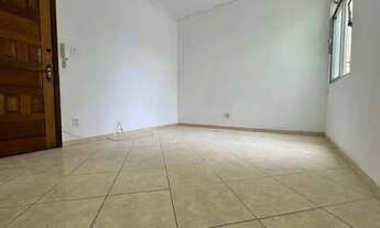 Imagem 3: Imóvel para venda com 50 metros quadrados com 2 quartos em Vila Kosmos - Rio de Janeiro