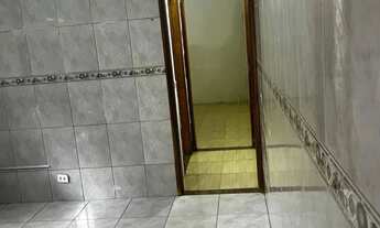 Imagem 3: Aluga-se kitnet Casa com 1 dormitório