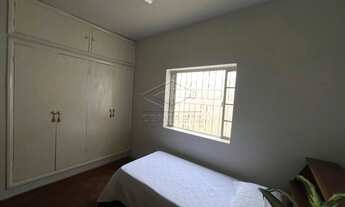 Imagem 7: Excelente Oportunidade: Imóvel com Edícula e Potencial Comercial