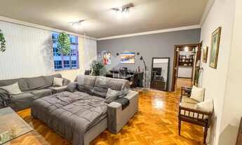 Imagem 3: Impecável! 3 Quartos Reformado com Vaga Escriturada em Rua Nobre