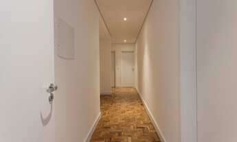 Imagem 6: Apartamento TOTALMENTE REFORMADO localizado na parte baixa do Jardins