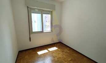 Imagem 5: Apartamento amplo, muito iluminado com 2 dormitórios coladinho no metrô Sumaré