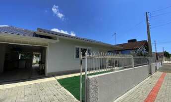 Imagem 3: Casa para venda com 80 metros quadrados com 2 quartos em Centro - Balneário Piçarras - SC