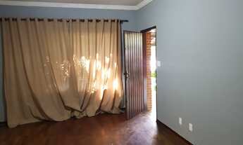 Imagem 3: Sobrado para venda tem 350 metros quadrados com 3 quartos