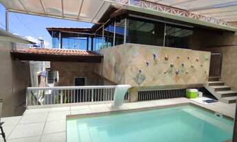 Imagem: Sobrado para venda tem 200 metros quadrados