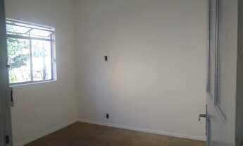 Imagem 2: Casa de 03 quartos e garagem no Bairro Bandeirantes