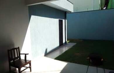 Imagem 2: Casa para venda tem 150 metros quadrados com 3 quartos em Jardim Siesta - Jacareí - SP