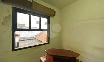 Imagem 3: Sobrado para locação em Moema, com 121 m2, 4 dormitórios, 3 banheiros, quintal e 4 vagas d