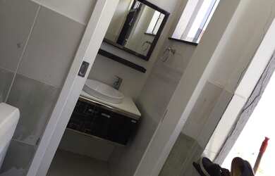 Imagem 2: Casa na Coroa do Meio com 2 pavimentos - Oportunidade!!