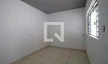 Imagem 3: Casa para Aluguel - Vila Hortência, 2 Quartos, 180 m2