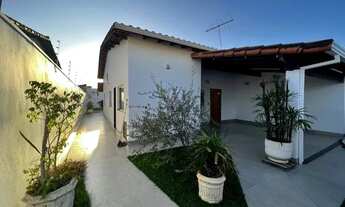 Imagem: Casa à venda no bairro Santa Mônica em