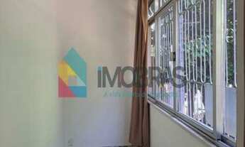 Imagem 3: EXCELENTE OPORTUNIDADE!Apartamento próximo ao comércio, um apartamento por andar, com sala