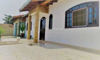 Imagem 3: Casa de alto padrão com área gourmet, no Boa Vista em Ibiporã