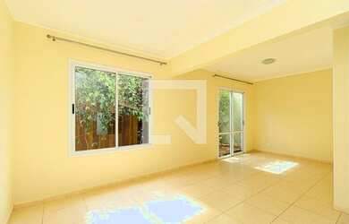 Imagem 3: Casa de Condomínio à Venda - Eloy Chaves, 3 Quartos, 120 m2