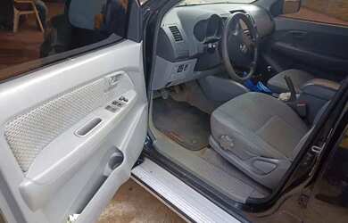 Imagem 3: Troco Hilux por casa em goianira