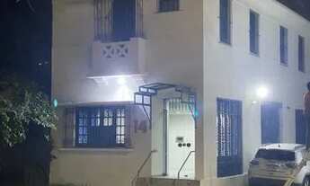 Imagem 5: Casa comercial para aluguel e venda tem 378 metros quadrados com 17 quartos em Graças - Re