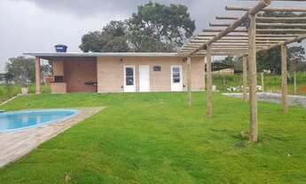 Imagem: Rancho com vista para a represa Corumbá