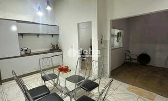 Imagem 7: Casa residencial disponível para venda no bairro Mansões Aeroporto em Uberlândia-MG