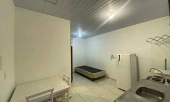 Imagem: Ótima kitnet mobiliada no bairro Trindade!