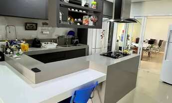 Imagem 6: Casa térrea alto padrão no Florais dos Valles com 3 suítes e piscina