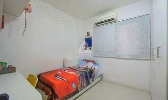 Imagem 3: Apartamento no Catete Reformado de 2 Quartos com Suíte e Varanda, vaga na escritura!