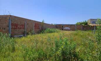 Imagem: Terreno no trevo da Praia do Francês. VENDE-SE!